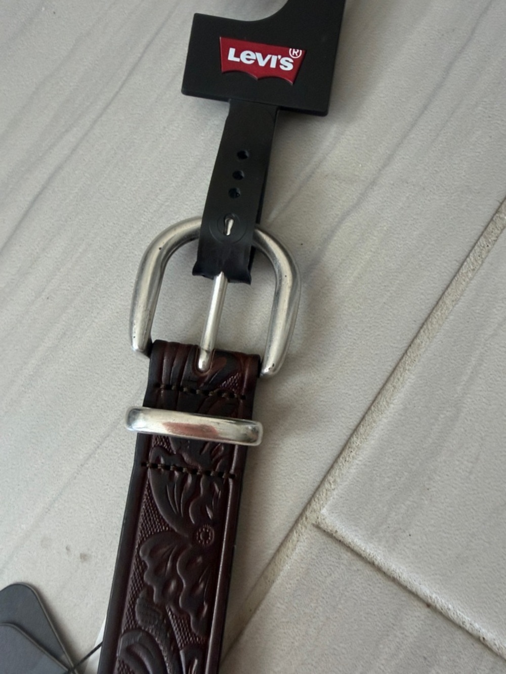 Levi's Dark Brown Tooled Leather Belt with Silver Buckle - Picture 3 of 8